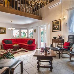 4 Bedroom Villa with Pool and Annex near Porec, Sleeps 8